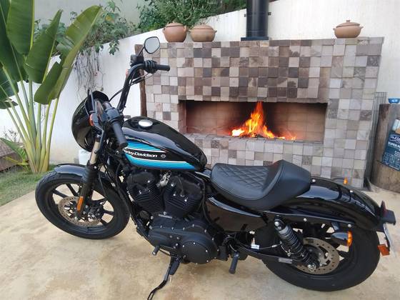 HARLEY-DAVIDSON SPORTSTER IRON 1200 
